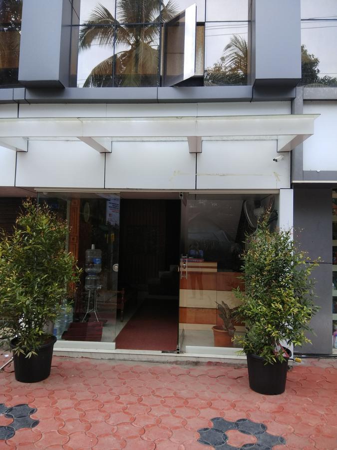 Manjira Lodge Guruvāyūr Buitenkant foto