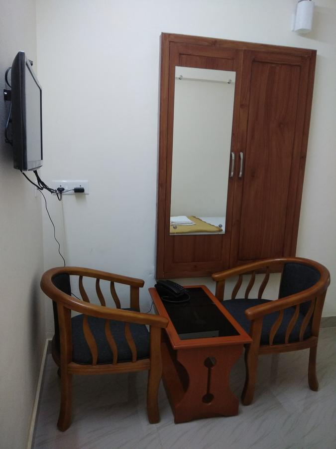 Manjira Lodge Guruvāyūr Buitenkant foto